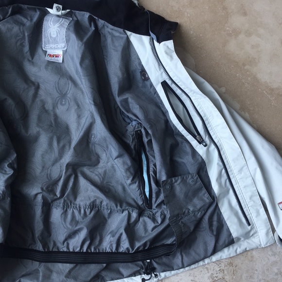 Spyder Ski Jacket. - Picture 7 of 9